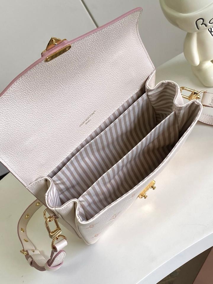 Louis Vuitton M14977
NEW
Pochette Métis 9.8 x 7.5 x 2.8 cm-duoc-ban-tai-Hvip Bags and Accessories