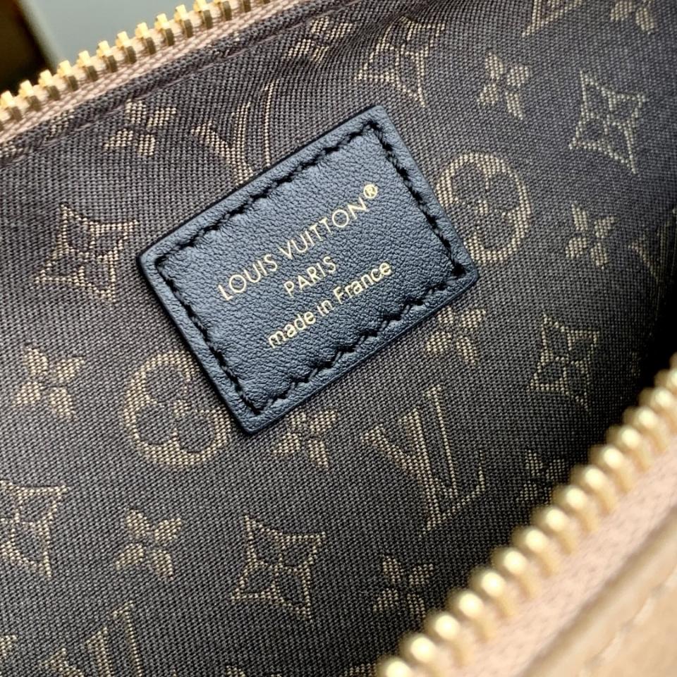 Louis Vuitton M14514
Túi LV Biker PM 12 x 12 x 30cm (1)-duoc-ban-tai-Hvip Bags and Accessories