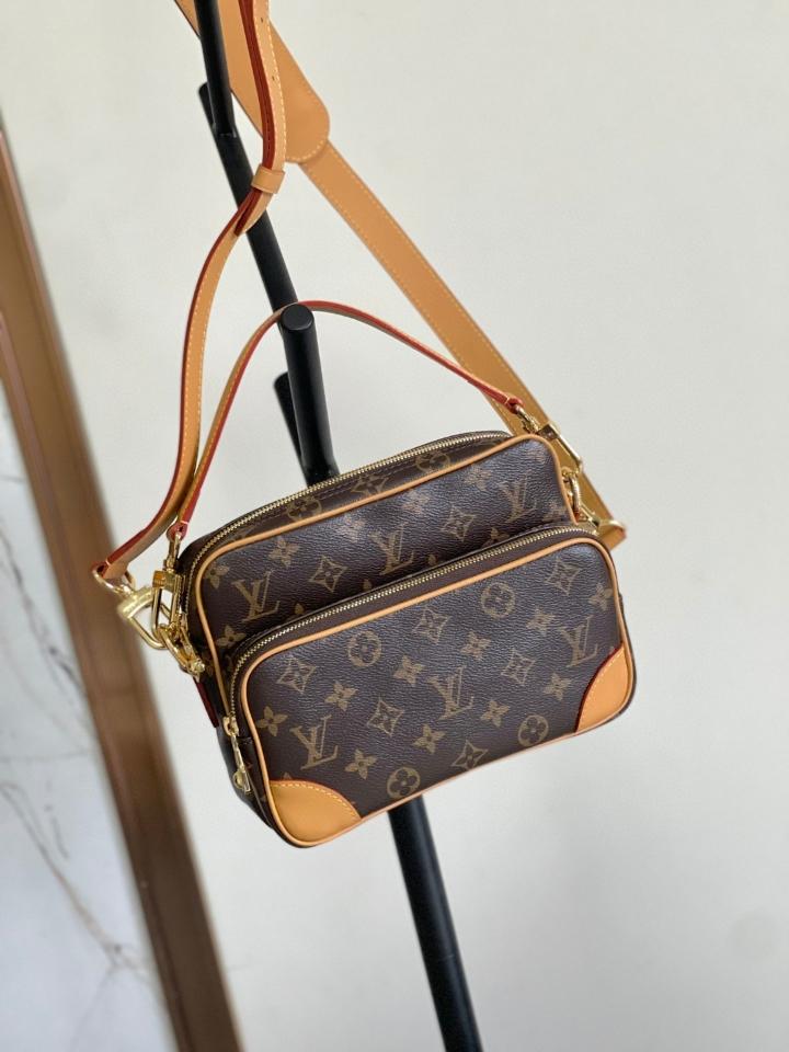 Louis Vuitton M14016
Túi Nil 25.0 x 17.5 x 11.0 cm-duoc-ban-tai-Hvip Bags and Accessories