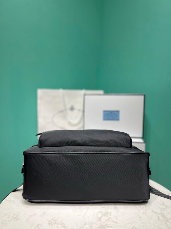 Prada Large Re-Nylon and Saffiano leather shoulder bag black 2VH191 35x22x12cm-duoc-ban-tai-Hvip Bags and Accessories