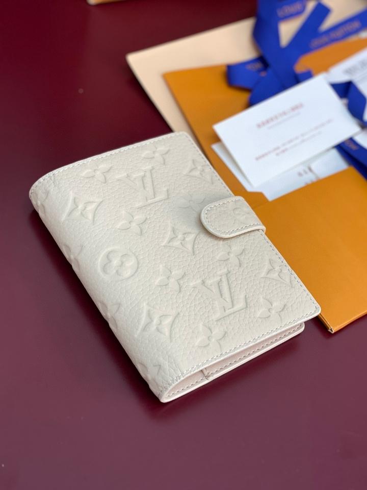 Louis Vuitton R20005 Customizable Small Ring Agenda Cover grey-duoc-ban-tai-Hvip Bags and Accessories