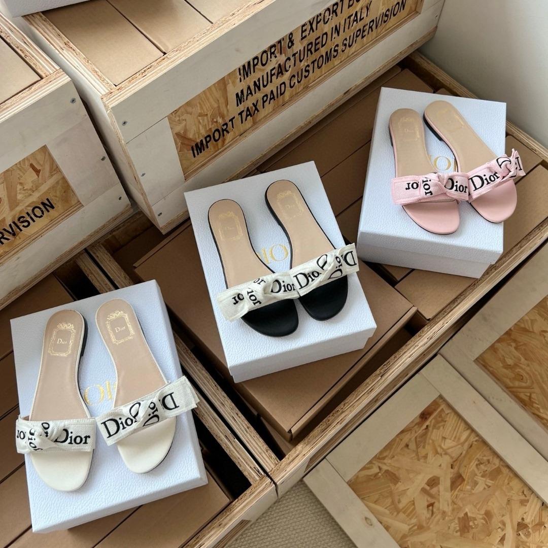Dior J'Adior Slide Embroidered Cotton-duoc-ban-tai-Hvip Shoes and Clothes