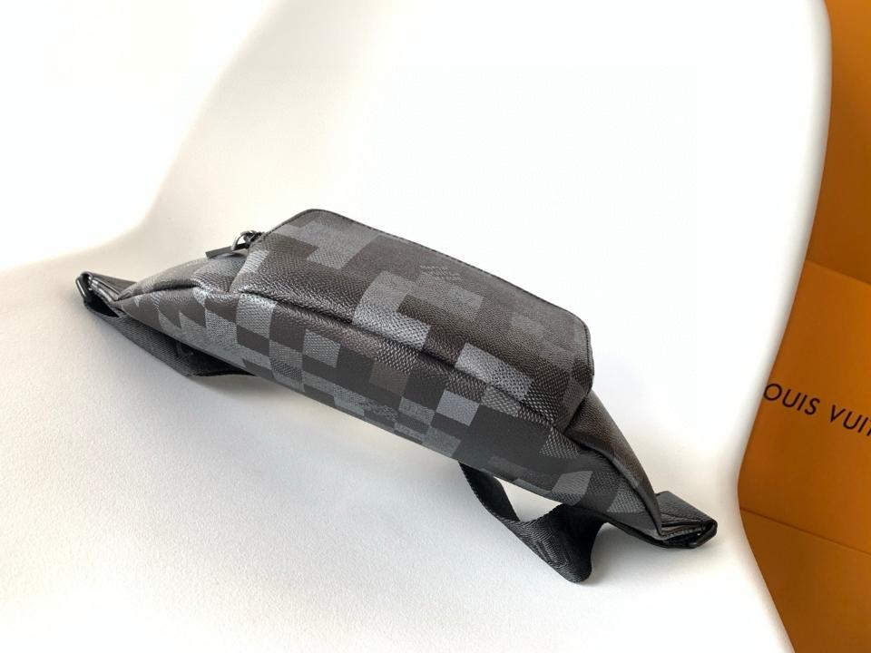 Louis Vuitton M14920
Túi Rush Bumbag 30 × 15 × 8 cm-duoc-ban-tai-Hvip Bags and Accessories