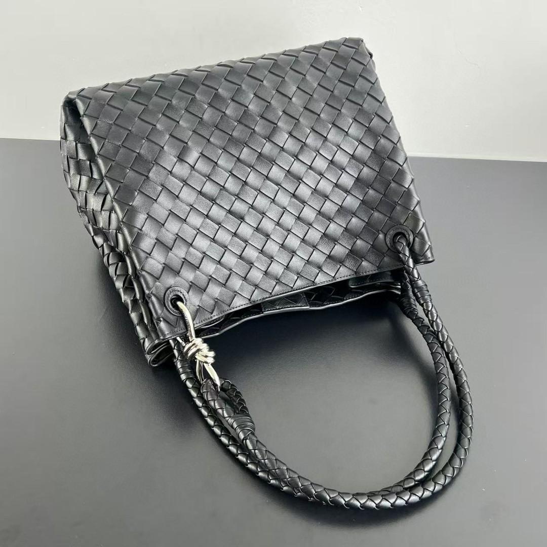 Bottega Veneta Large Parachute black 796571 30X26X20cm-duoc-ban-tai-Hvip Bags and Accessories