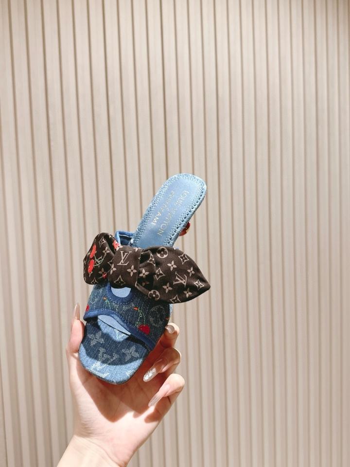 Louis Vuitton LV x TM  Cherie Mules blue 🍒55mm (1)  -duoc-ban-tai-Hvip Shoes and Clothes