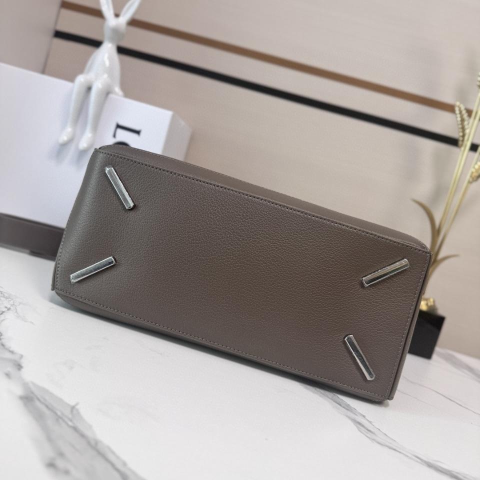 Loewe Large Puzzle bag in supple grained calfskin B510PNLX03 Tundra -duoc-ban-tai-Hvip Bags and Accessories