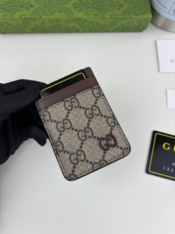 Gucci Brown trim magnetic card case 817197-duoc-ban-tai-Hvip Bags and Accessories