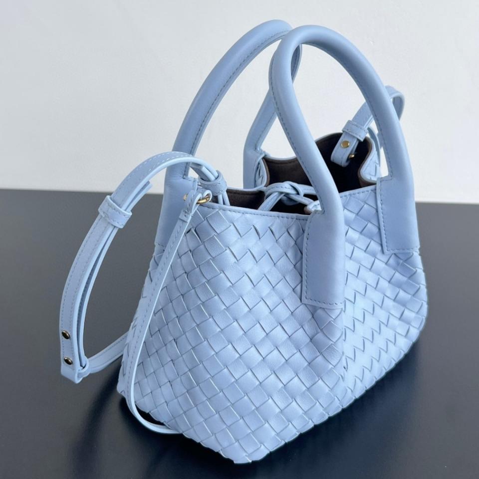 Bottega Veneta  Small Pinacoteca Lunar/fondant  819004 15*24*12cm-duoc-ban-tai-Hvip Bags and Accessories
