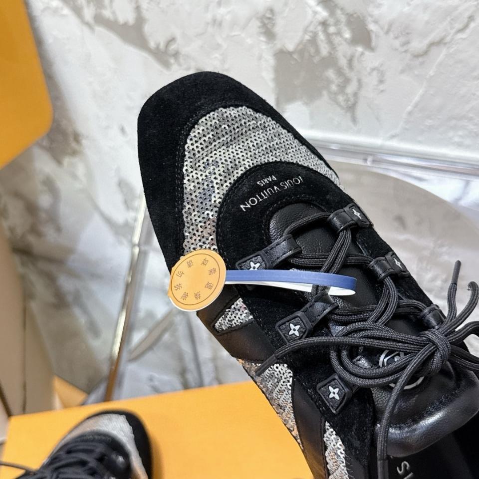 Louis Vuitton 1AHNCY
New Women Sneaker
LV Sneakerina (n1)-duoc-ban-tai-Hvip Shoes and Clothes