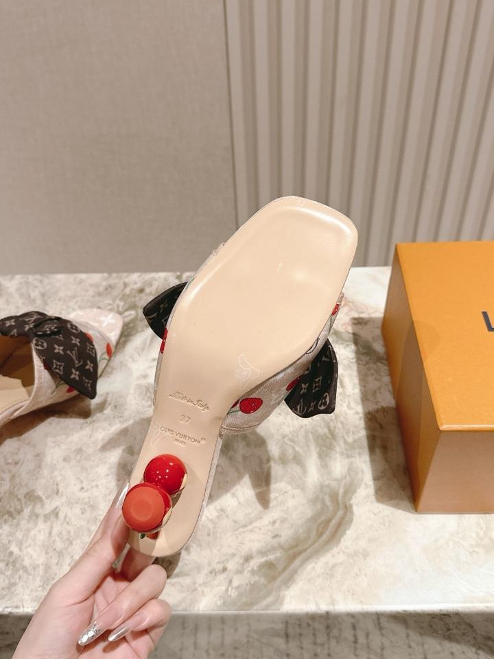 Louis Vuitton LV x TM  Cherie Mules beige 🍒55mm (1) -duoc-ban-tai-Hvip Shoes and Clothes