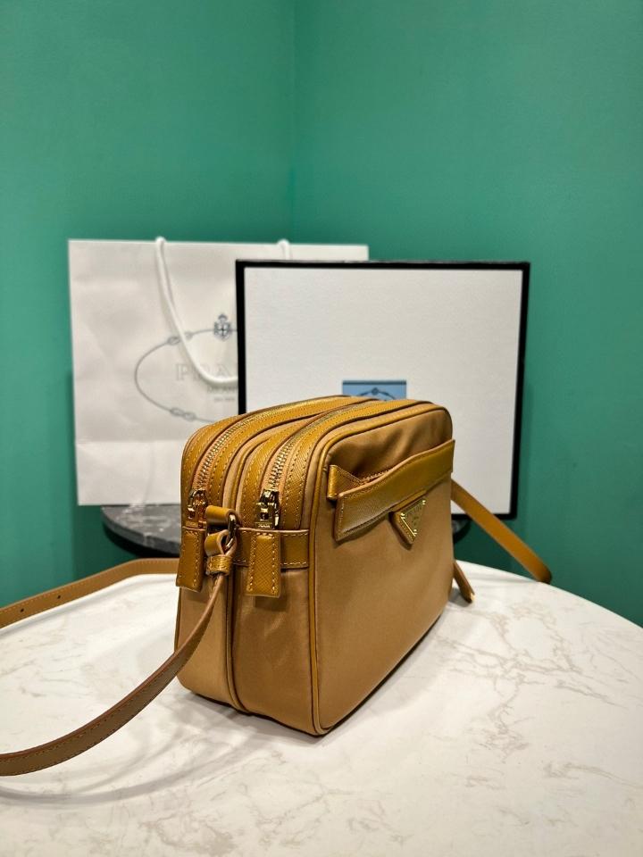 Prada Re-Edition 1978 medium Re-Nylon and Saffiano leather shoulder bag beige 1BH218 21*17*8cm-duoc-ban-tai-Hvip Bags and Accessories