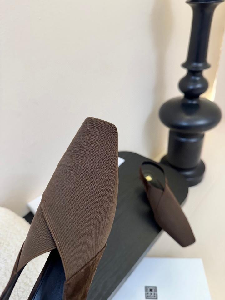 Totême The Mid Heel Elastic Slingback brown (1)-duoc-ban-tai-Hvip Shoes and Clothes