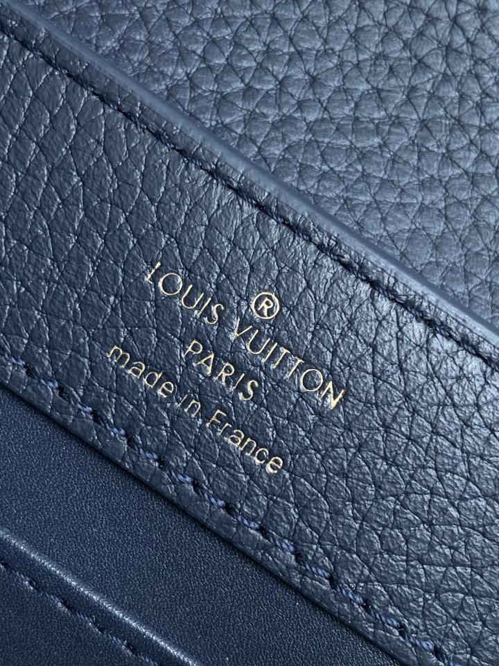 Louis Vuitton Capucines Mini M58718  21.0 x 14.0 x 8.0cm Sao chép-duoc-ban-tai-Hvip Bags and Accessories