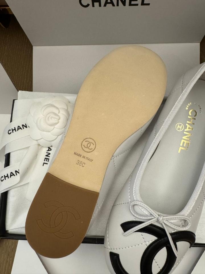 Chanel Ballet flats Lambskin white and black G47163 -duoc-ban-tai-Hvip Shoes and Clothes