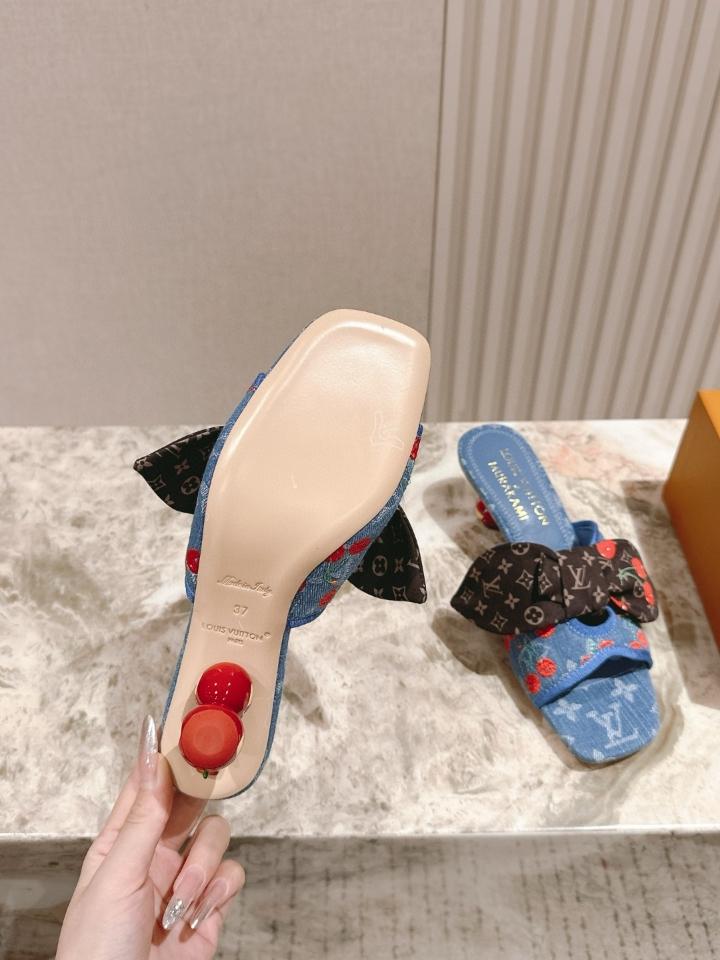 Louis Vuitton LV x TM  Cherie Mules blue 🍒55mm (1)  -duoc-ban-tai-Hvip Shoes and Clothes