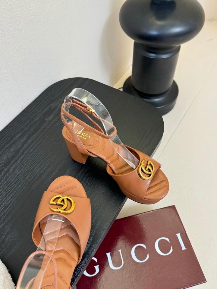 Gucci Women's platform sandal with Double G 80mm brown leather 832450 (1)-duoc-ban-tai-Hvip Shoes and Clothes