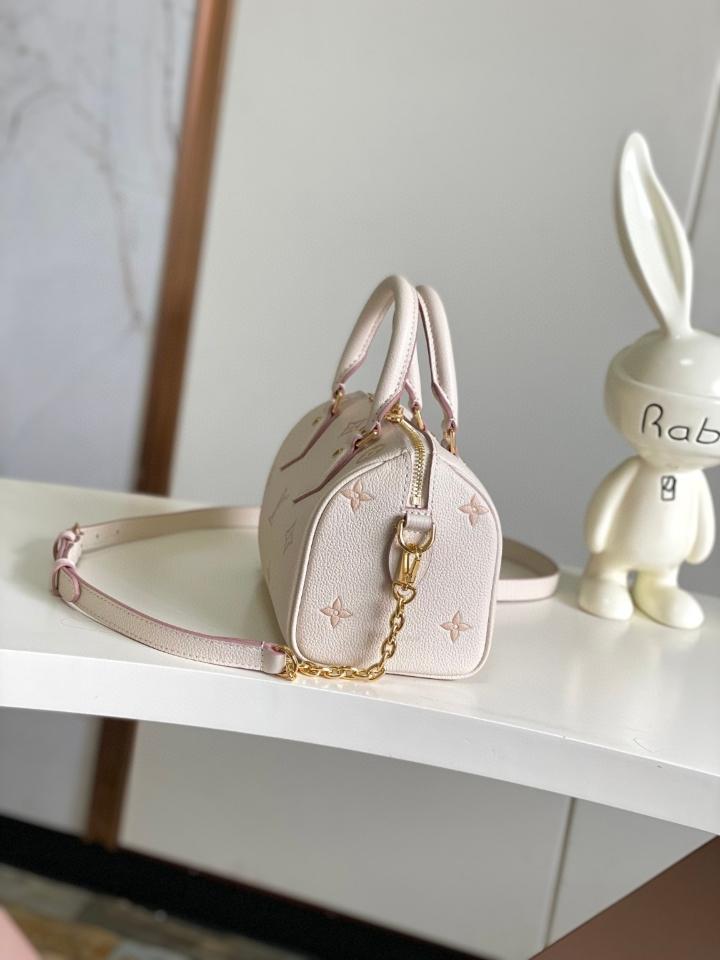 Louis Vuitton M14291
Túi Speedy Bandoulière 20 13.5 x 12 x 20.5cm Sao chép-duoc-ban-tai-Hvip Bags and Accessories