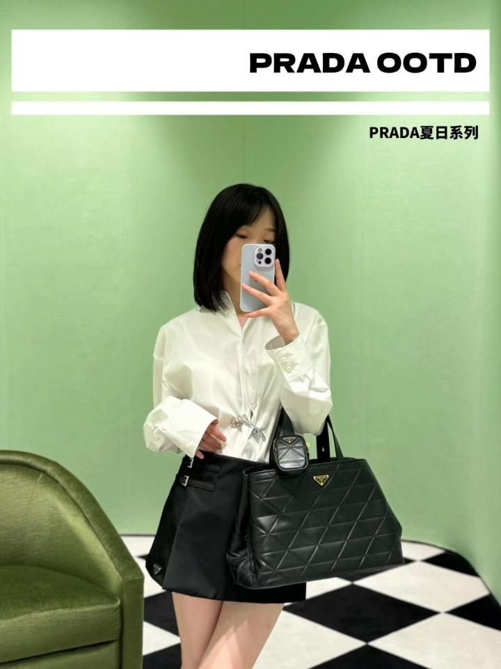 Prada Large Quilted Leather Tote Bag Black 1BG547 38x25x17.5cm-duoc-ban-tai-Hvip Bags and Accessories