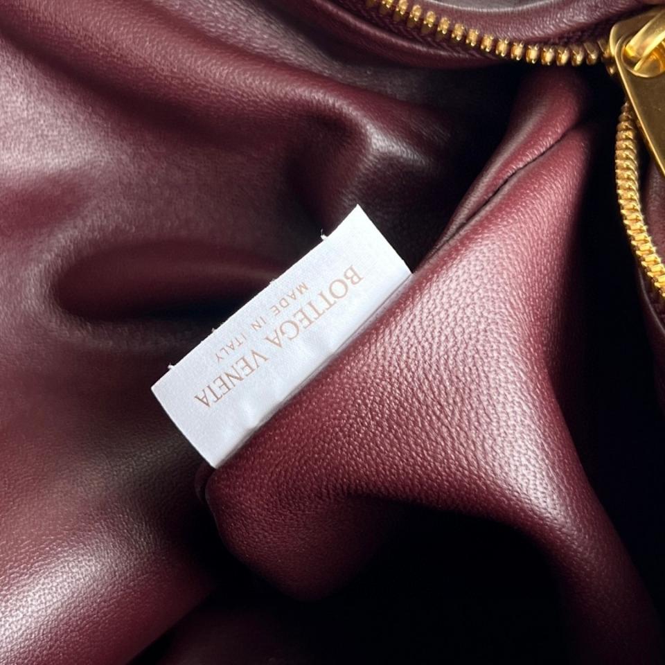 Bottega Veneta Small Jodie Deep mahogany 690225 36x21x13-duoc-ban-tai-Hvip Bags and Accessories