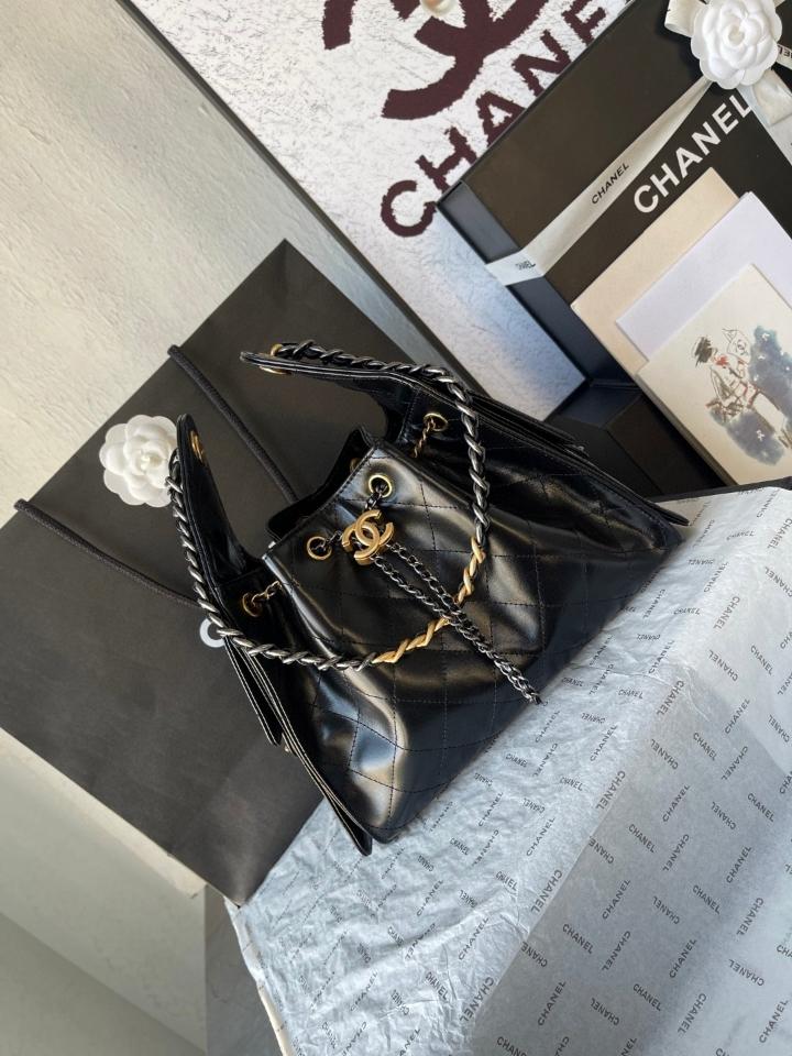 CHANEL 25 Small Handbag shiny Calfskin & gold/black-tone tone Metal,black AS5293 30-26-14cm-duoc-ban-tai-Hvip Bags and Accessories