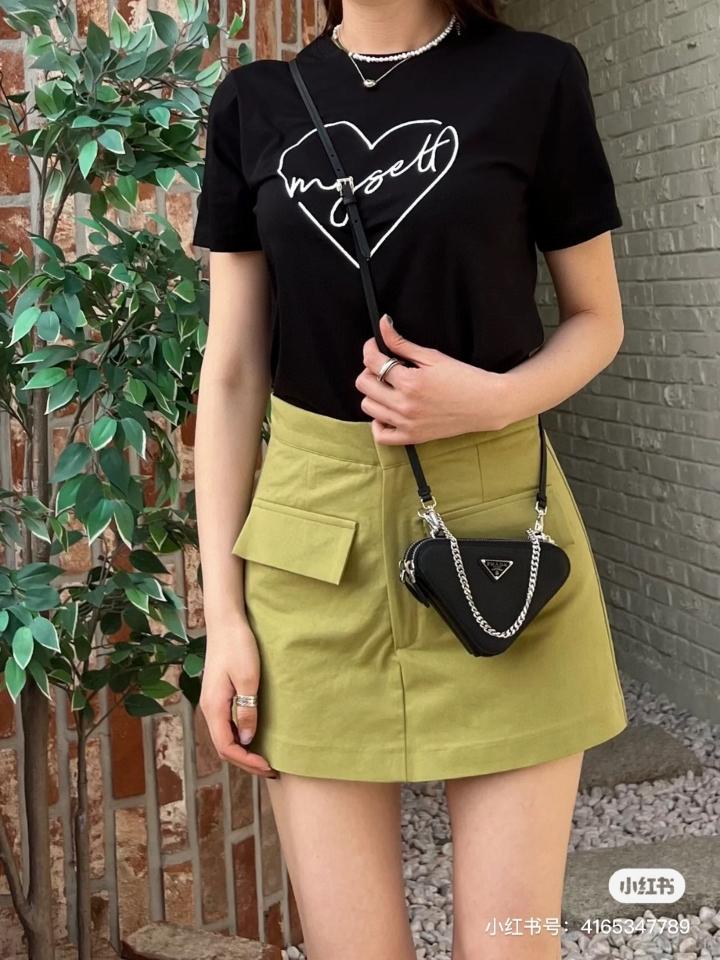 Prada Saffiano leather mini pouch black 1NR015 15x10x5cm-duoc-ban-tai-Hvip Bags and Accessories