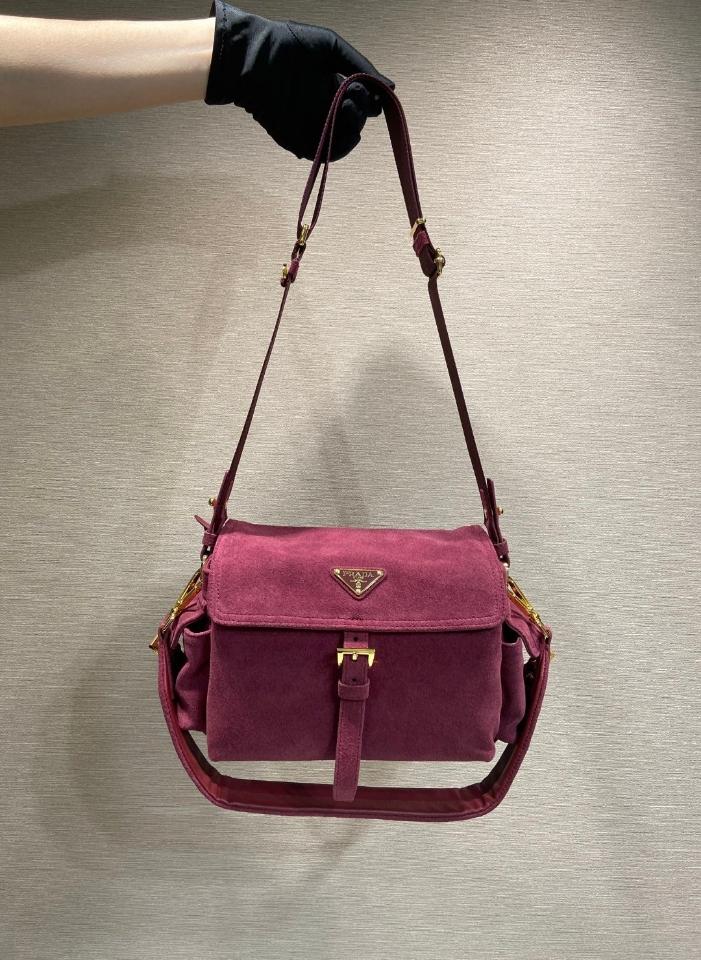 
Prada Explore medium suede shoulder bag with flap burgundy 1BD394 30x14x10cm-duoc-ban-tai-Hvip Bags and Accessories