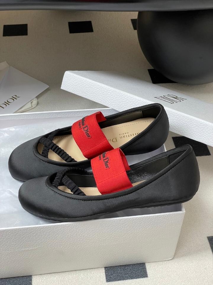 Dior Shade Ballet Flat
Black silk and Elastic Straps
 KDF012LAB (2)-duoc-ban-tai-Hvip Shoes and Clothes