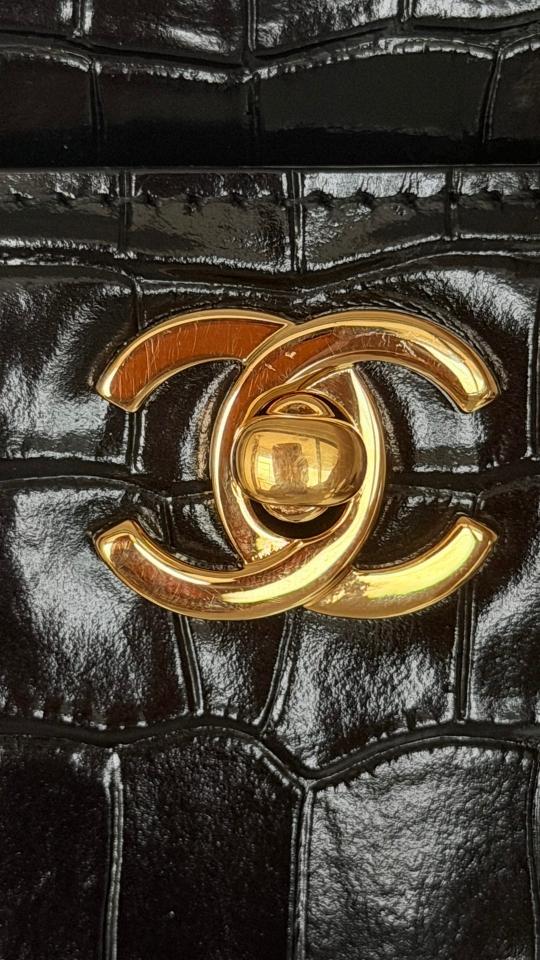 Chanel Small Shopping Bag   Crocodile Embossed Calfskin & Gold-Tone Metal  black AS6243 20 x 39 x 13cm-duoc-ban-tai-Hvip Bags and Accessories