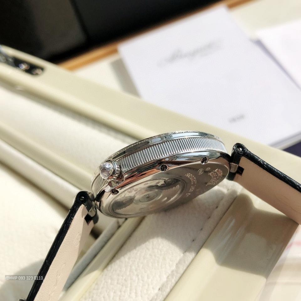 Breguet Reine de Naples 8918

8918BB/58/964 D00D 3L-duoc-ban-tai-Hvip Bags and Accessories