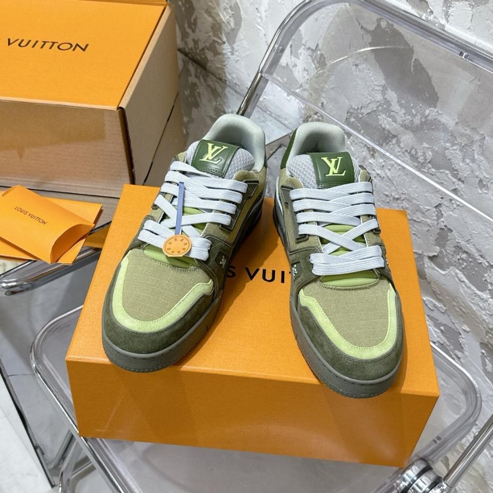 Louis Vuitton 1AHTG7
LV Trainer Outdoor Sneaker green (N1)-duoc-ban-tai-Hvip Shoes and Clothes