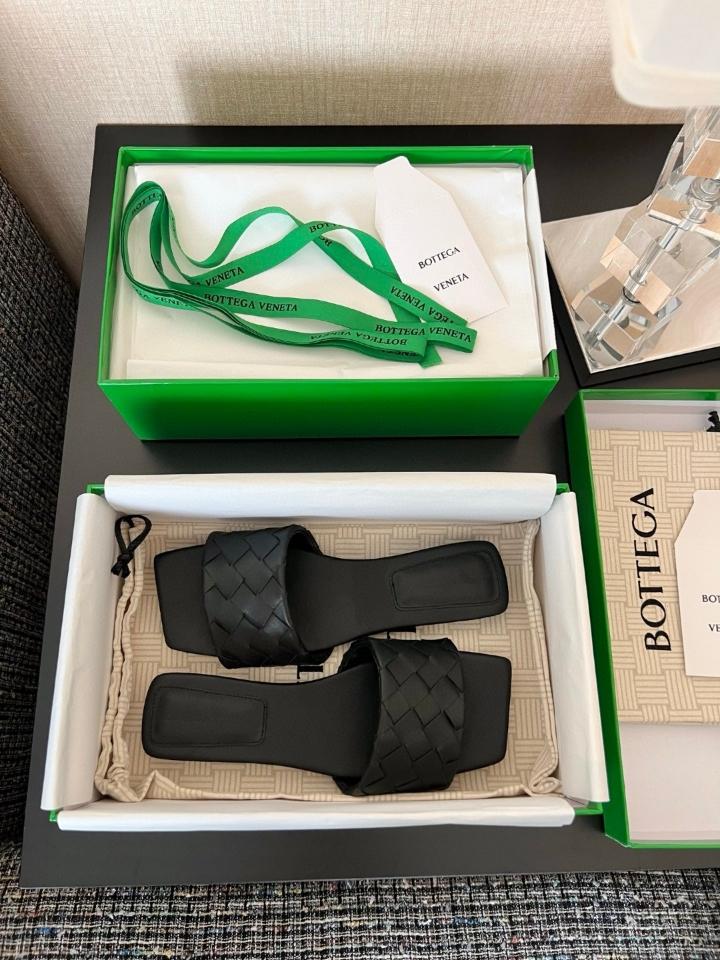 Bottega Veneta Parco Flat Mule black -duoc-ban-tai-Hvip Shoes and Clothes