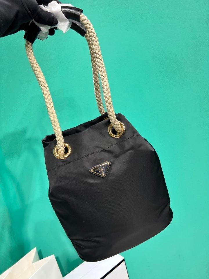 Prada Mariner Re-Nylon small bucket bag black 1BE082 23.5x28x16.5cm-duoc-ban-tai-Hvip Bags and Accessories