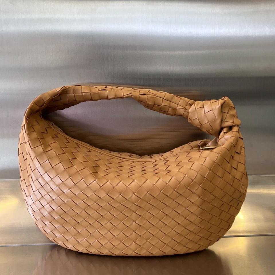 Bottega Veneta Jodie brown 600261 48x40x16cm-duoc-ban-tai-Hvip Bags and Accessories
