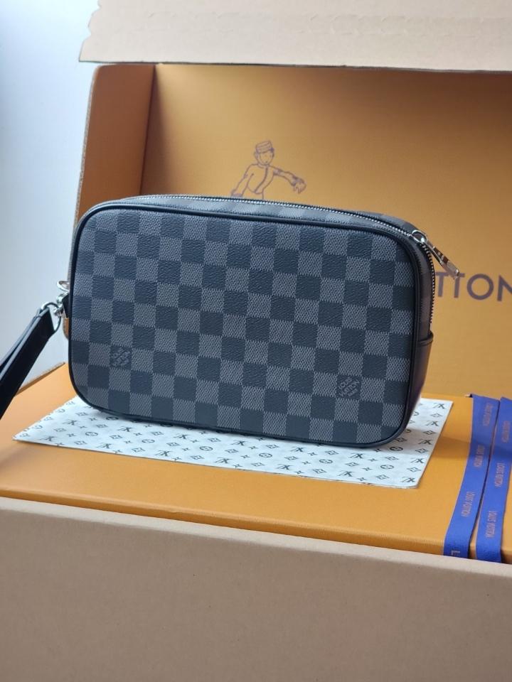 Louis Vuitton N47626
Pochette Kasai-duoc-ban-tai-Hvip Bags and Accessories