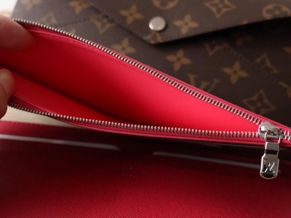 Louis Vuitton M12403
Kirigami Organizer-duoc-ban-tai-Hvip Bags and Accessories