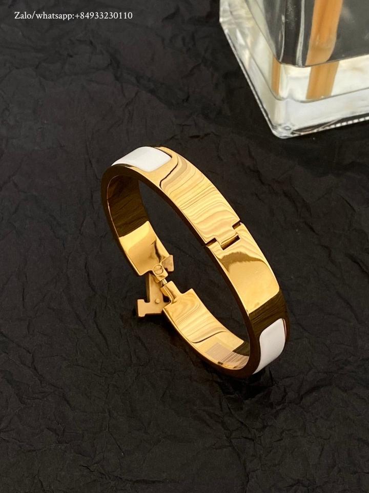 HERMÈS Clic H bracelet H700001F blanc GHW -duoc-ban-tai-Hvip Bags and Accessories