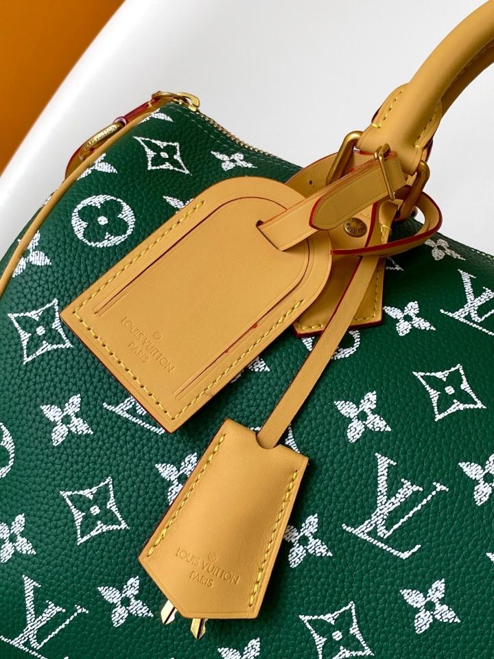 Louis Vuitton M14077
Speedy P9 Bandoulière 30 30 x 17x21cm -duoc-ban-tai-Hvip Bags and Accessories