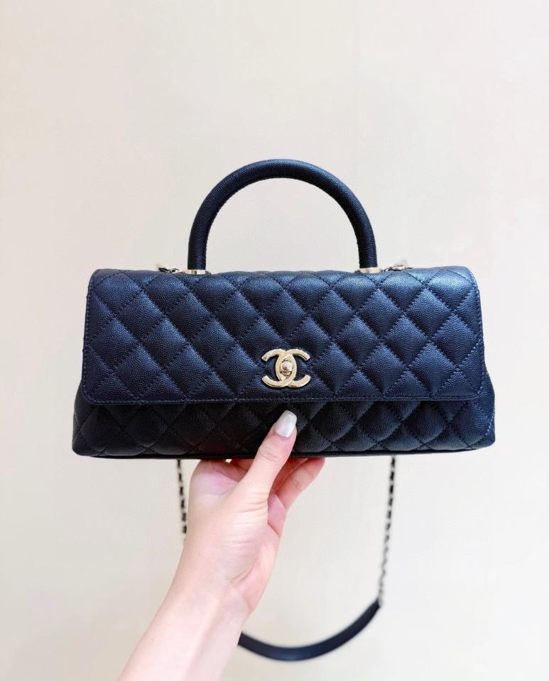 Chanel Maxi Flap Bag with Top Handle
Grained calfskin& Gold-Tone Metal 
Black AS6091 31×12×7cm-duoc-ban-tai-Hvip Bags and Accessories