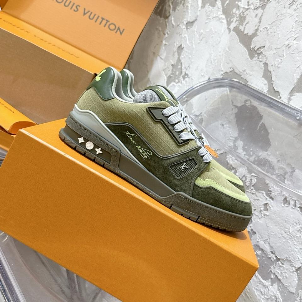 Louis Vuitton 1AHTG7
LV Trainer Outdoor Sneaker green (N1)-duoc-ban-tai-Hvip Shoes and Clothes