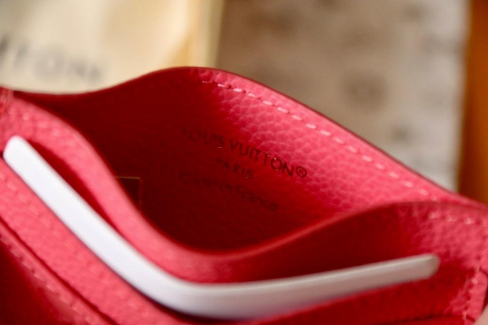 Louis Vuitton M13647
LV Charms Card Holder-duoc-ban-tai-Hvip Bags and Accessories