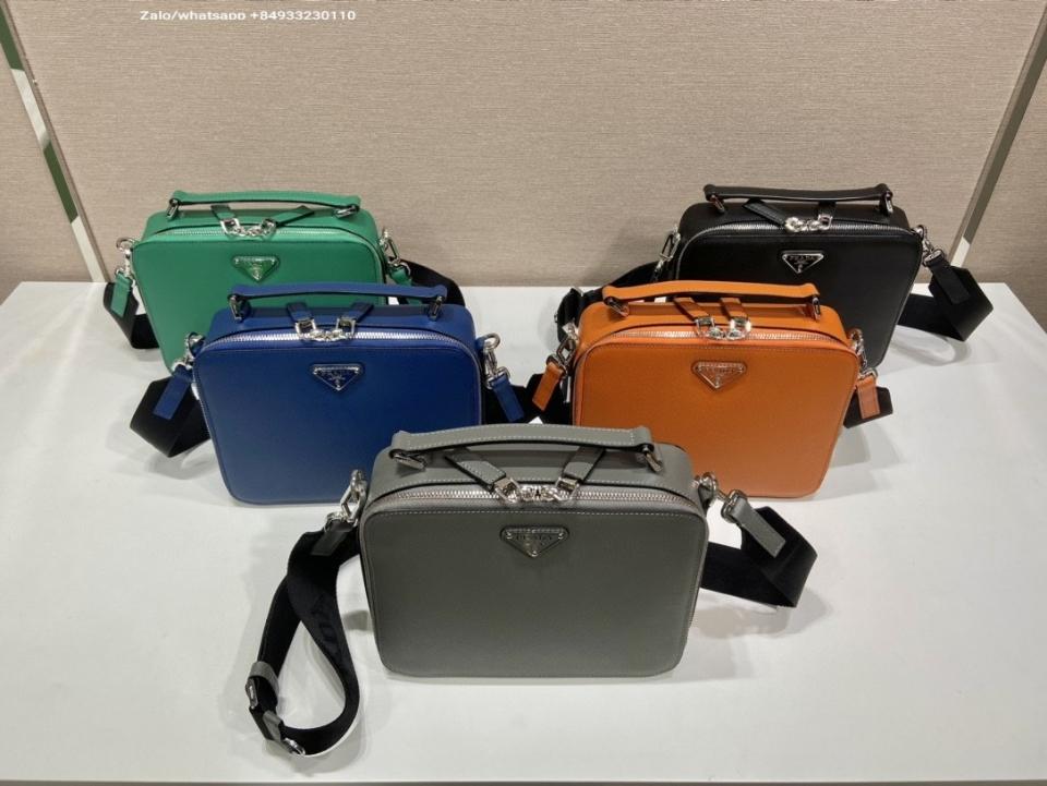 Prada Medium Prada Brique Saffiano leather bag 2VH069 green 22x16x6cm -duoc-ban-tai-Hvip Bags and Accessories