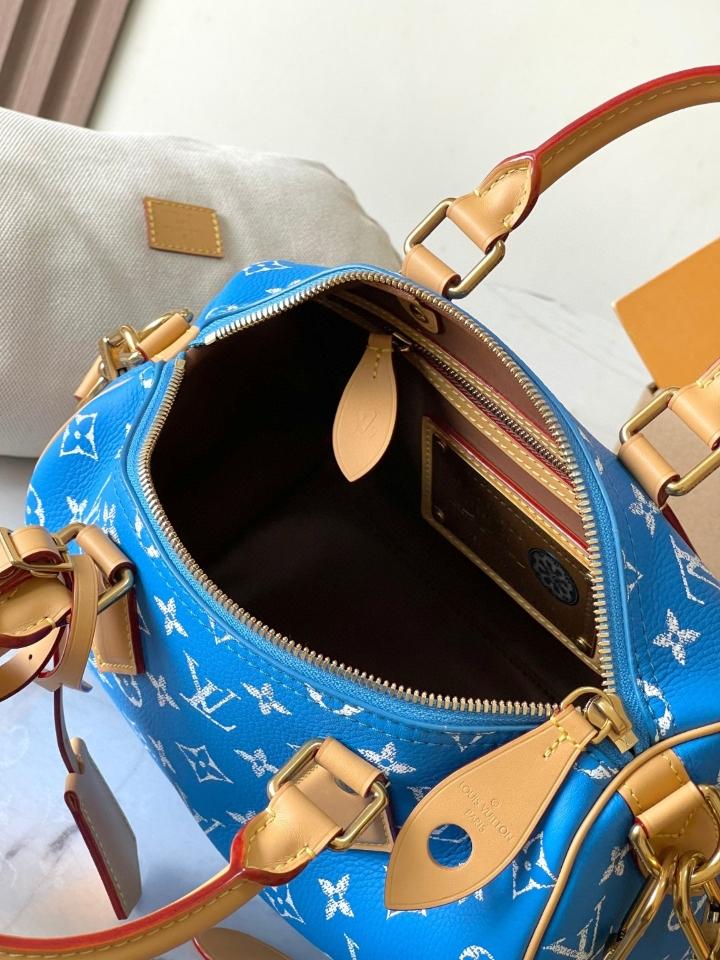 Louis Vuitton M24424
Runway
Speedy P9 Bandoulière 25 25*15*15CM L1 -duoc-ban-tai-Hvip Bags and Accessories