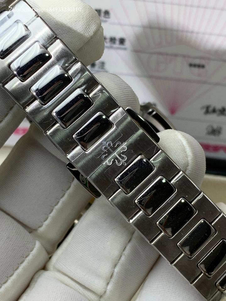 Patek Philippe Nautilus
7118/1200A-011 -duoc-ban-tai-Hvip Bags and Accessories