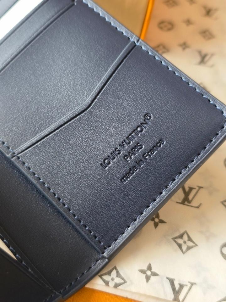 Louis Vuitton M25984
Ví Pocket Organizer-duoc-ban-tai-Hvip Bags and Accessories