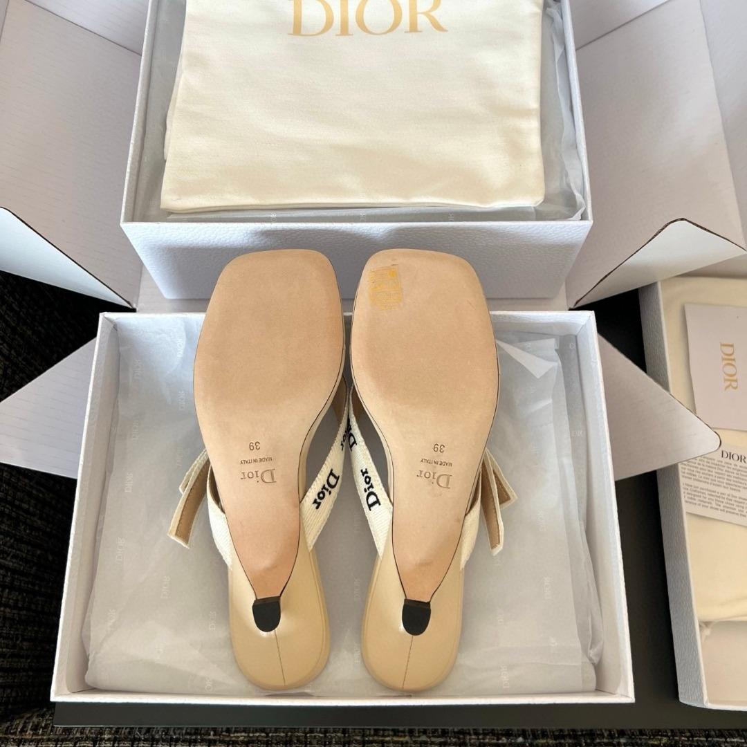 Dior J'Adior thong Sandals-duoc-ban-tai-Hvip Shoes and Clothes