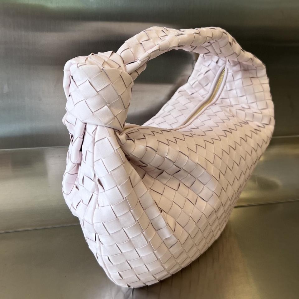 Bottega Veneta Jodie light pink 600261 48x40x16cm-duoc-ban-tai-Hvip Bags and Accessories