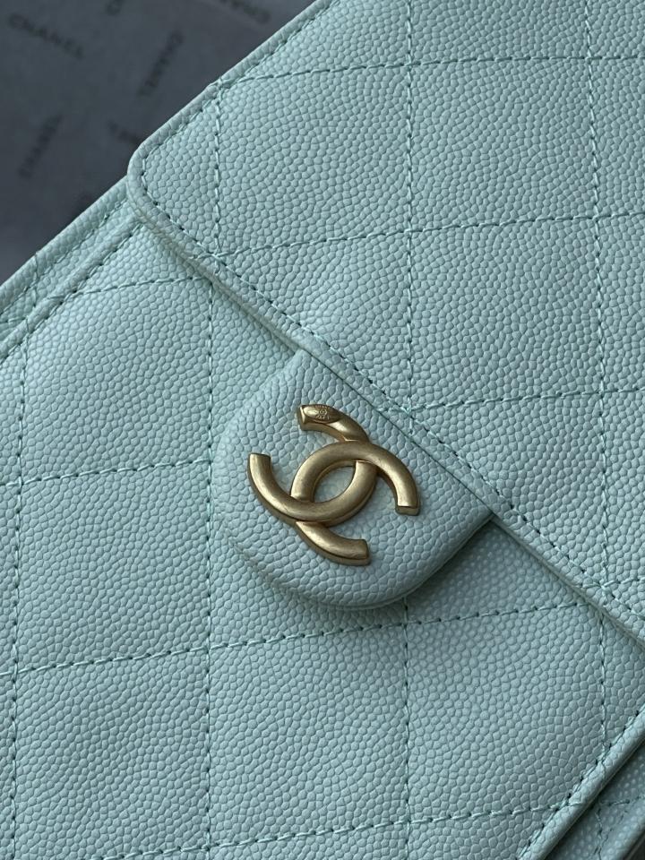 CHANEL 25 Small Handbag grained Calfskin & gold-tone tone Metal,light blue AS5293 30-26-14cm-duoc-ban-tai-Hvip Bags and Accessories