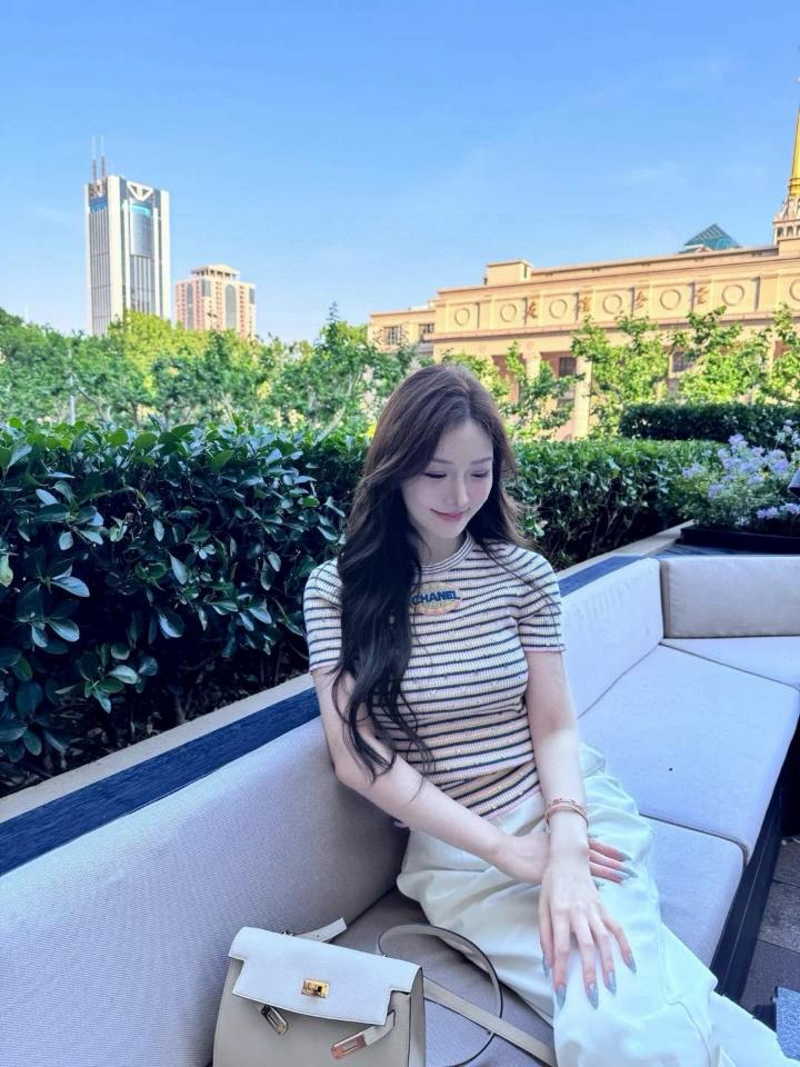 Chanel 25P P79242 SWEATER -duoc-ban-tai-Hvip Shoes and Clothes