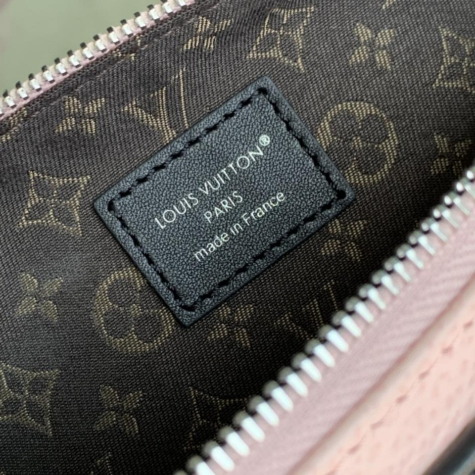 Louis Vuitton M14514
Túi LV Biker PM pink 12 x 12 x 30cm  (1)-duoc-ban-tai-Hvip Bags and Accessories