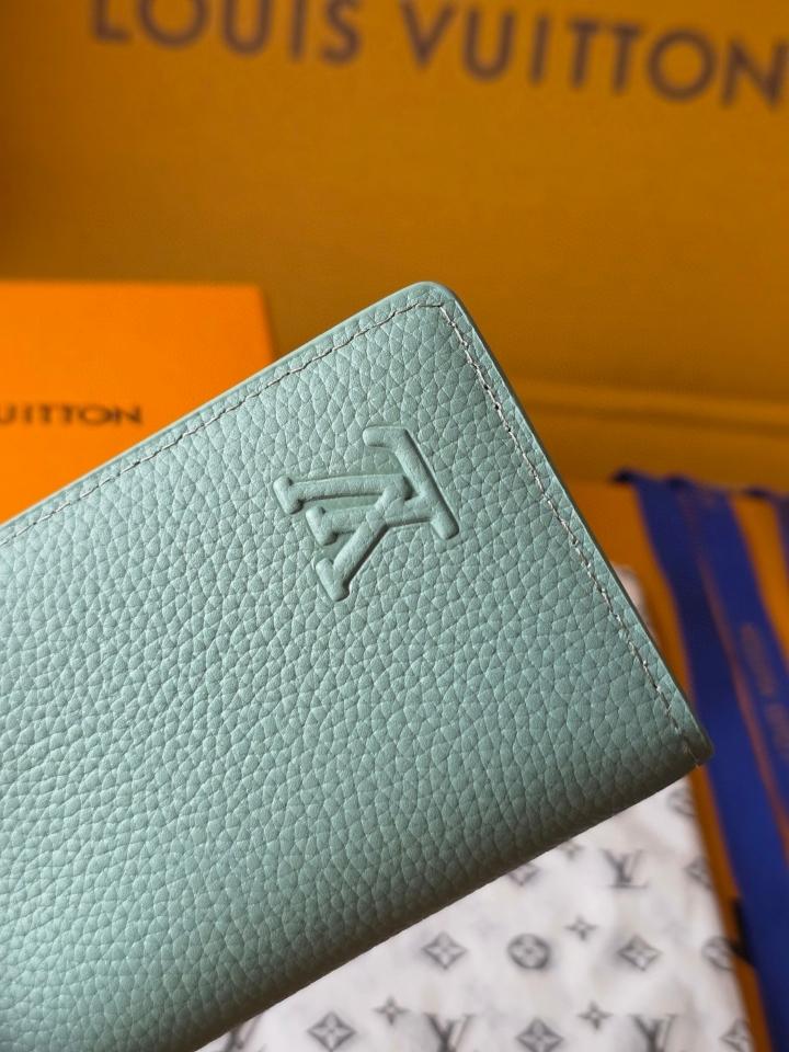 Louis Vuitton M25953
Ví Pocket Organizer-duoc-ban-tai-Hvip Bags and Accessories